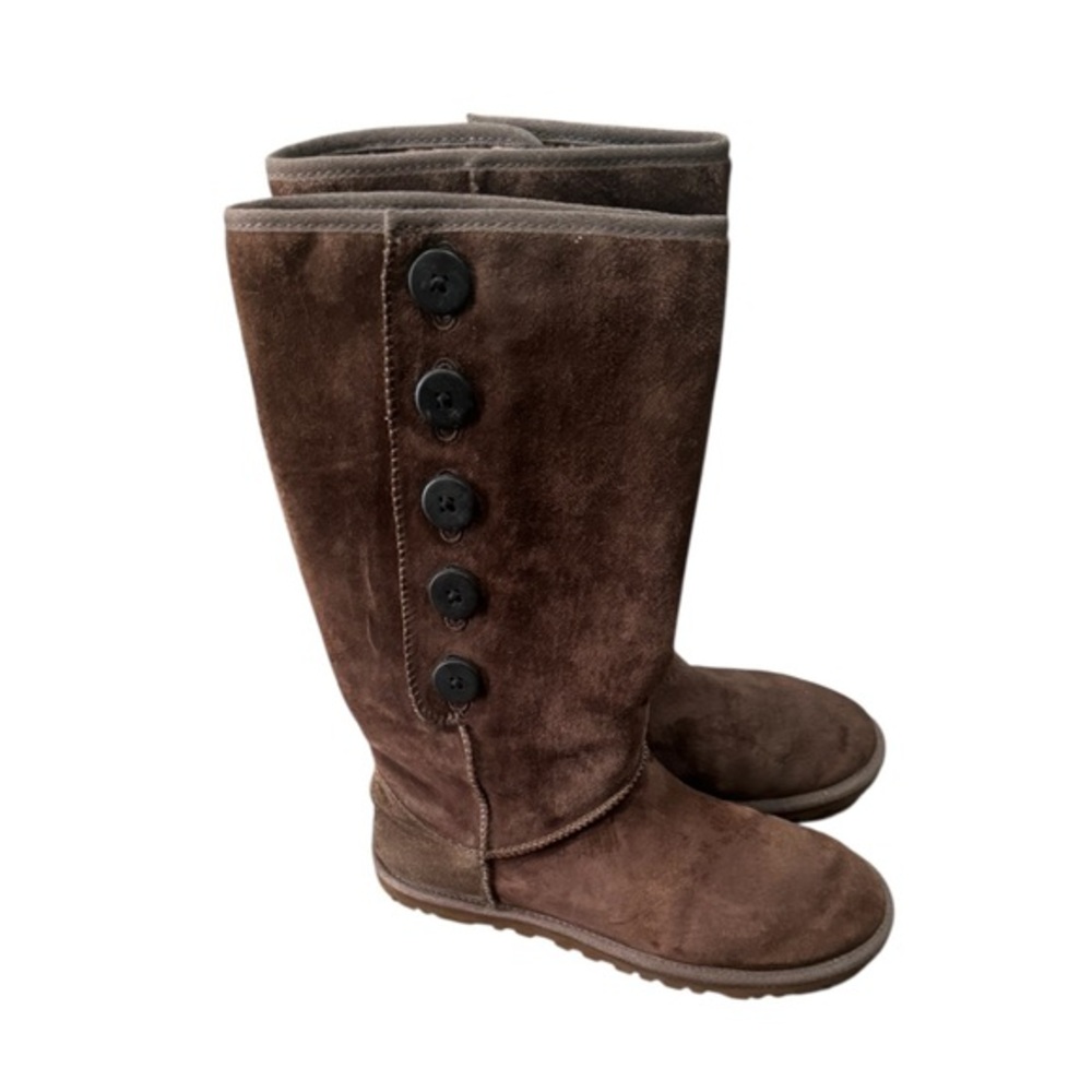 UGG Woman's Lo Pro Button Fold Over Brown Boots size 6
